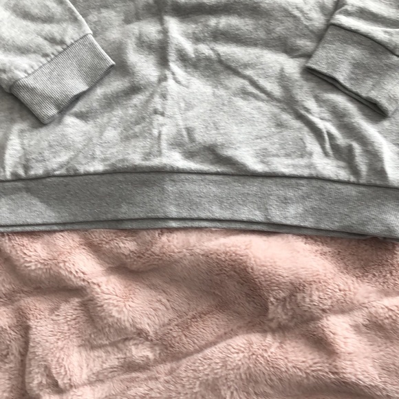 EUC Grey sweatshirt - Picture 6 of 9